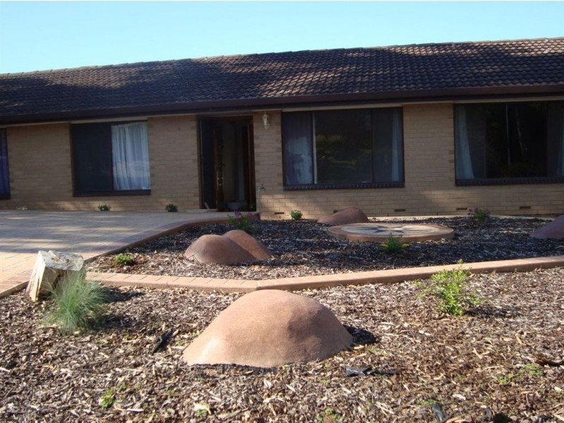 12 Whiteley Drive, Trott Park SA 5158