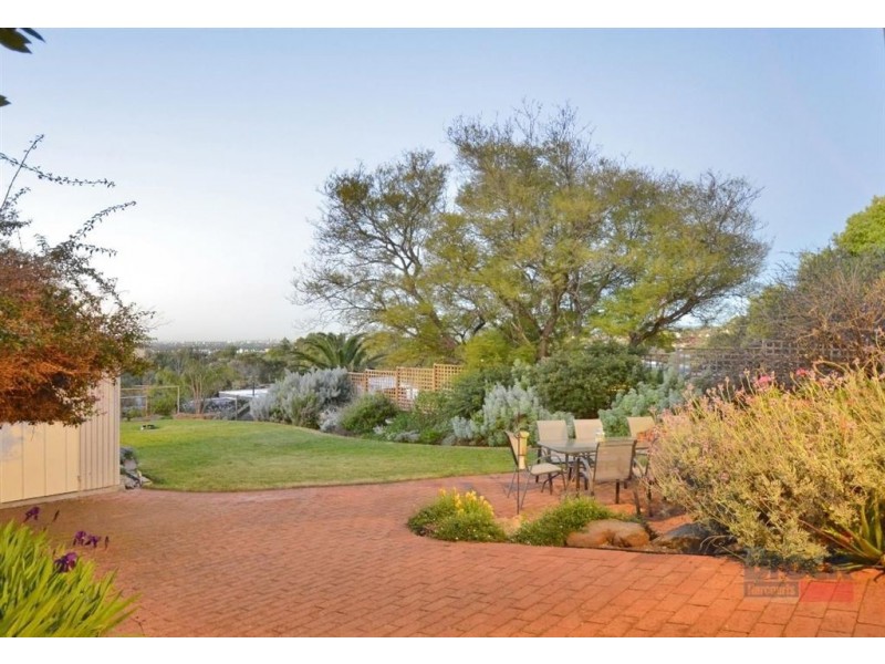 16 Hill Street, Seacliff Park SA 5049