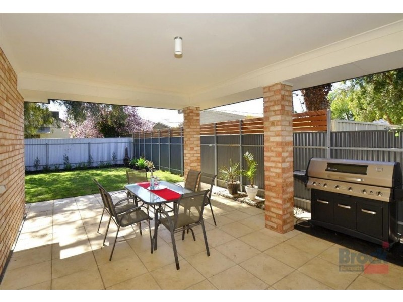 8 McLaughlan Avenue, North Brighton SA 5048