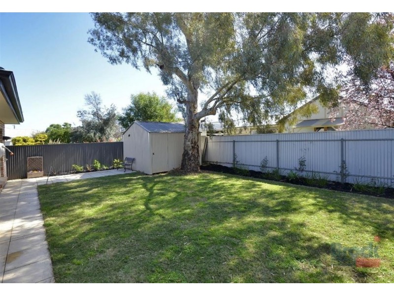 8 McLaughlan Avenue, North Brighton SA 5048