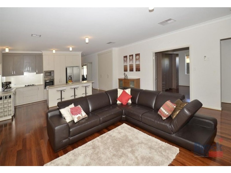 8 McLaughlan Avenue, North Brighton SA 5048