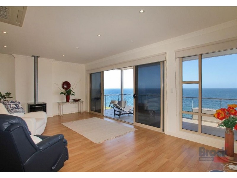 16 Marine Parade, Marino SA 5049