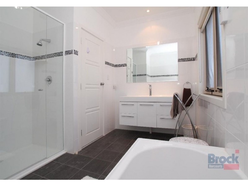 16 Marine Parade, Marino SA 5049