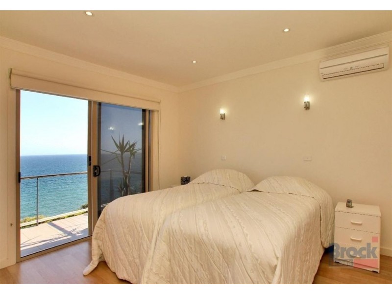 16 Marine Parade, Marino SA 5049