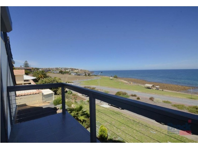 8 Heron Way, Hallett Cove SA 5158