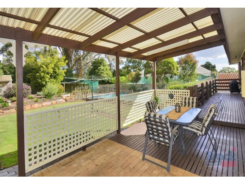 21 Seaview Drive, Happy Valley SA 5159