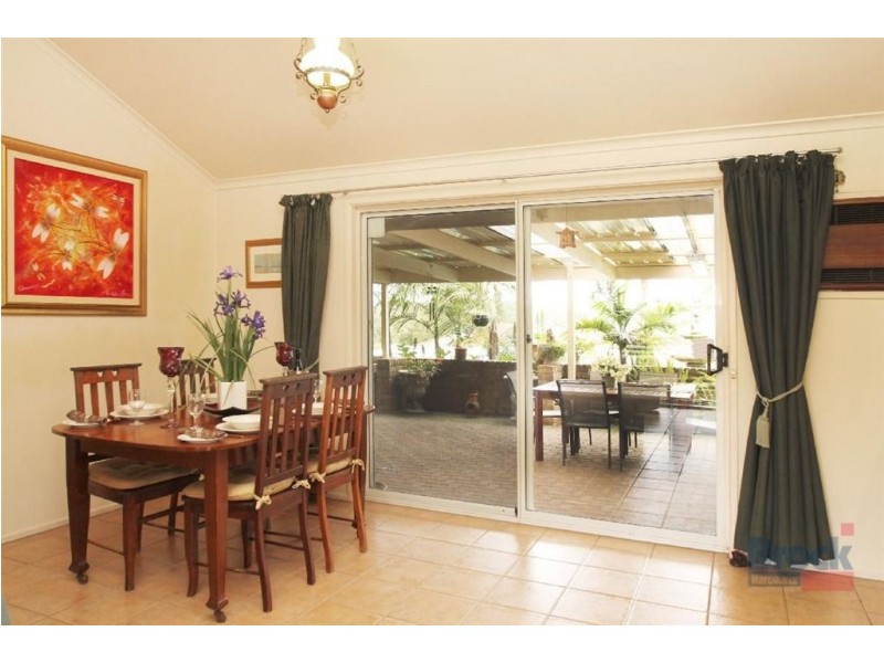 6 Lanceley Court, Trott Park SA 5158