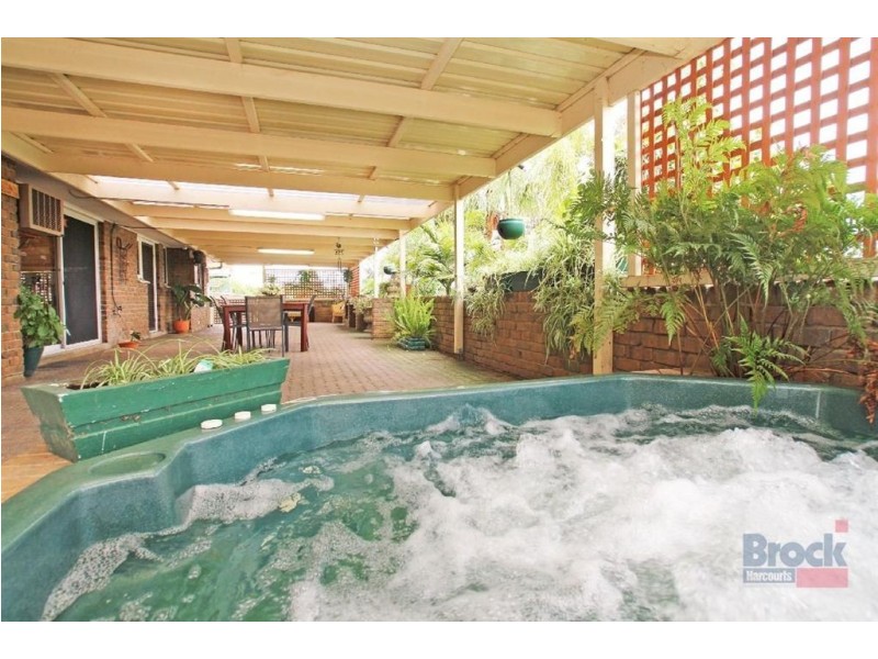 6 Lanceley Court, Trott Park SA 5158