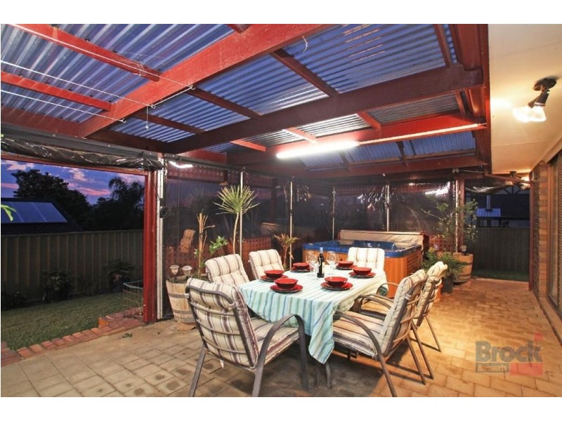 131 Perry Barr road, Hallett Cove SA 5158