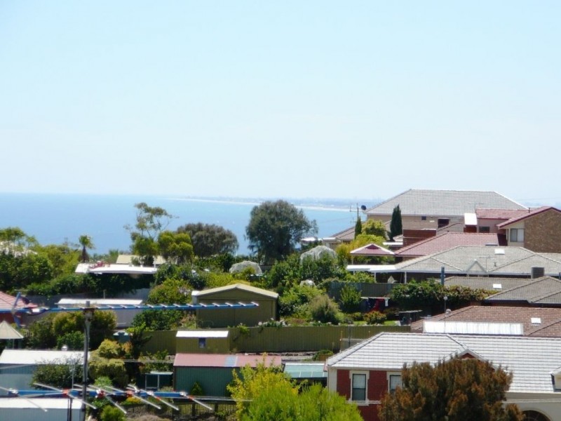 19 Kurrambi Crescent, Hallett Cove SA 5158