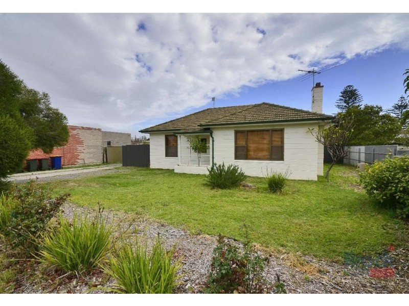 4 Gosse Avenue, Glenelg North SA 5045
