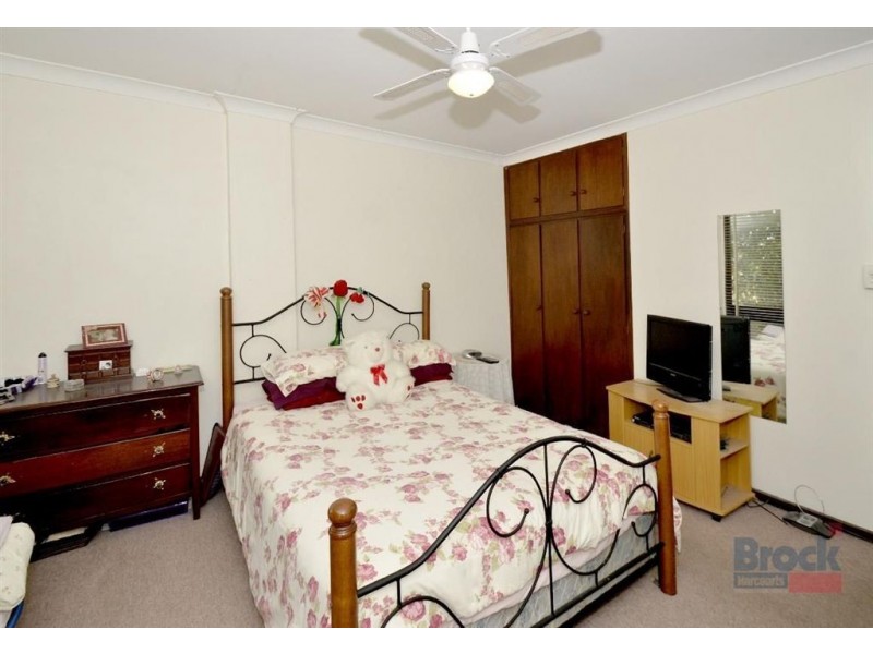 4/27 Hillier Rd, Morphett Vale SA 5162