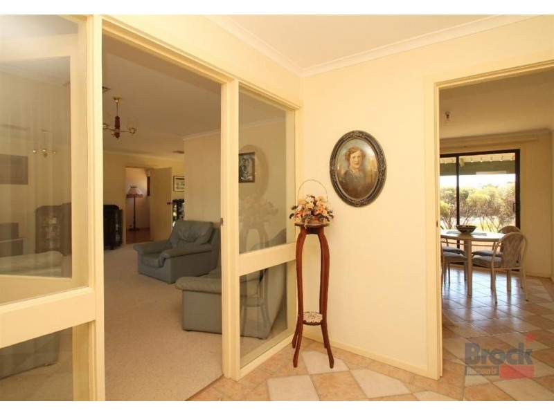 5 Genesta Street, Hallett Cove SA 5158