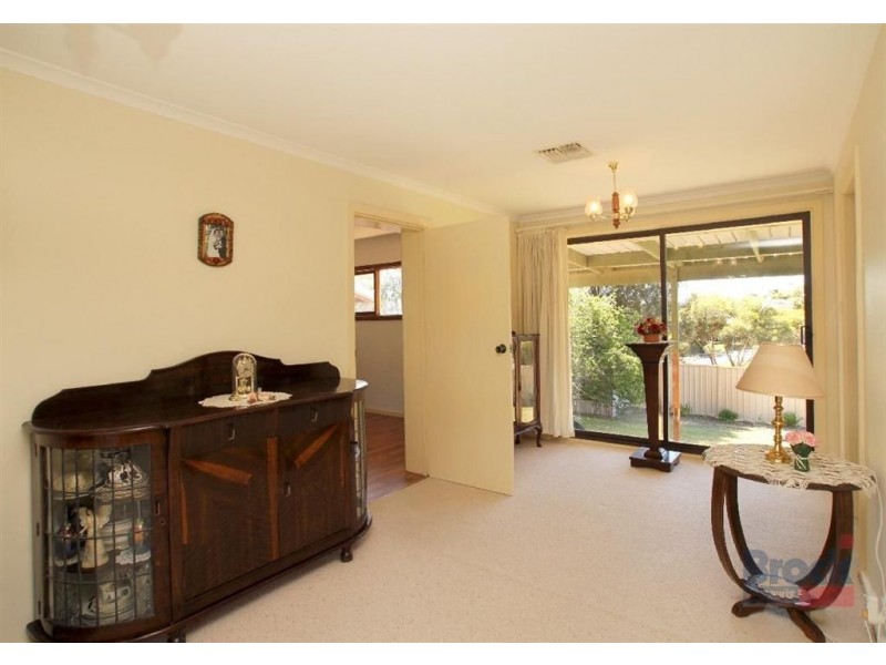 5 Genesta Street, Hallett Cove SA 5158