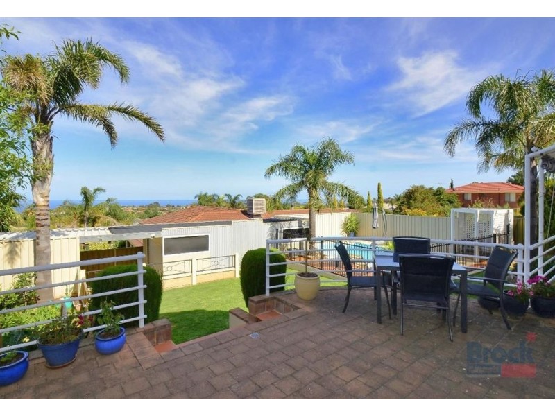 17 Oakvale Way, Hallett Cove SA 5158