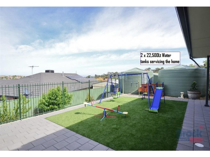 3 Thomas Way, Hallett Cove SA 5158