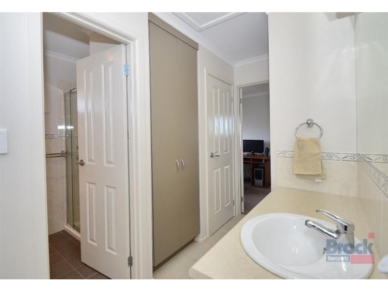 3 Thomas Way, Hallett Cove SA 5158