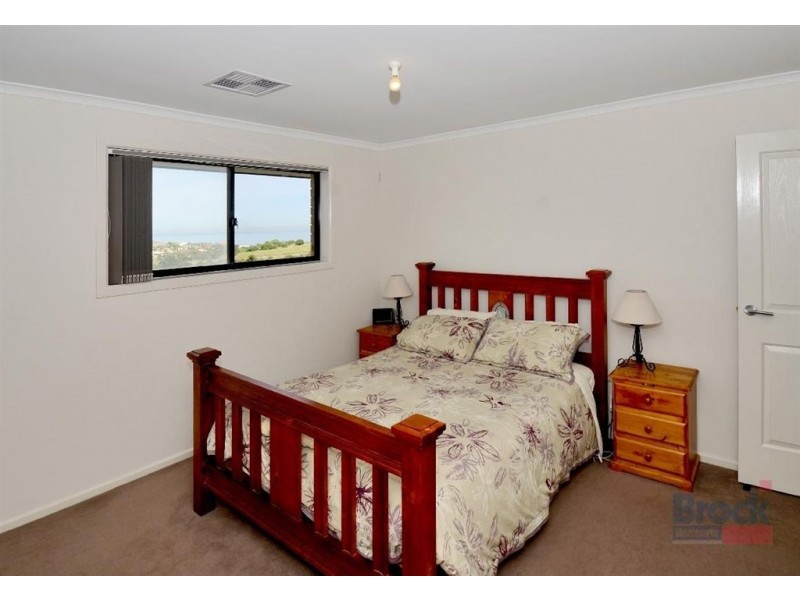 3 Thomas Way, Hallett Cove SA 5158