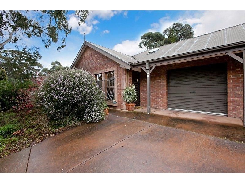 1/1 Dellvale Ct, Flagstaff Hill SA 5159