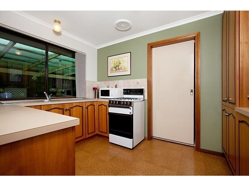 1/1 Dellvale Ct, Flagstaff Hill SA 5159