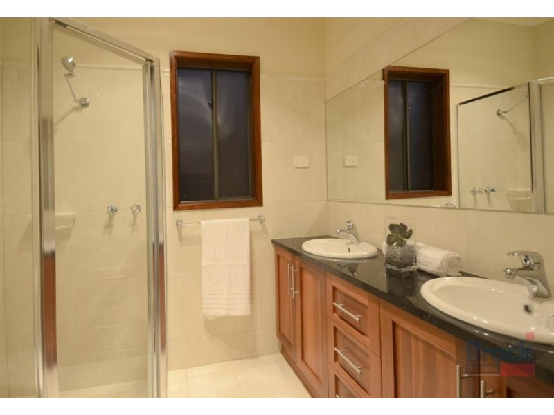 2 Pine Avenue, Warradale SA 5046