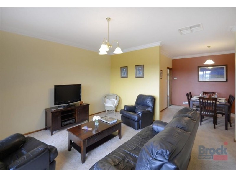 20 Alfonso Drive, Hallett Cove SA 5158