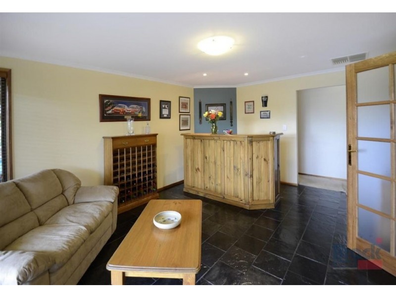 20 Alfonso Drive, Hallett Cove SA 5158