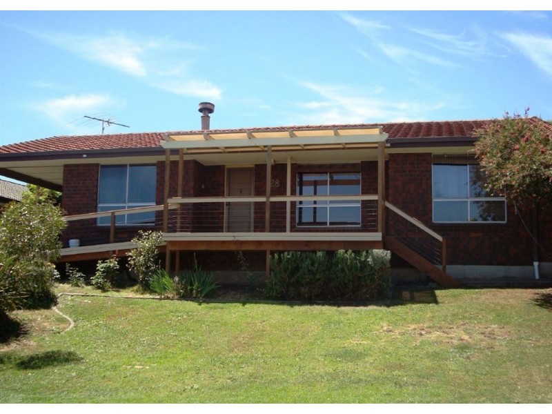 28 Coorabie Cres, Hallett Cove SA 5158