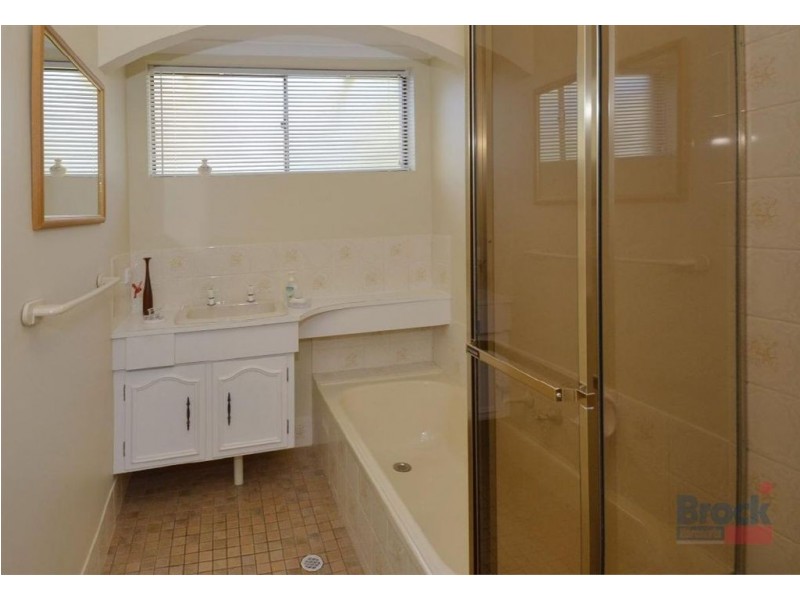 20 Mercedes Avenue, Hallett Cove SA 5158