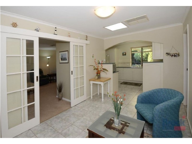 20 Mercedes Avenue, Hallett Cove SA 5158
