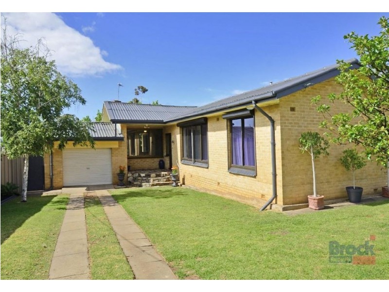 2 Synnett Avenue, Seaview Downs SA 5049