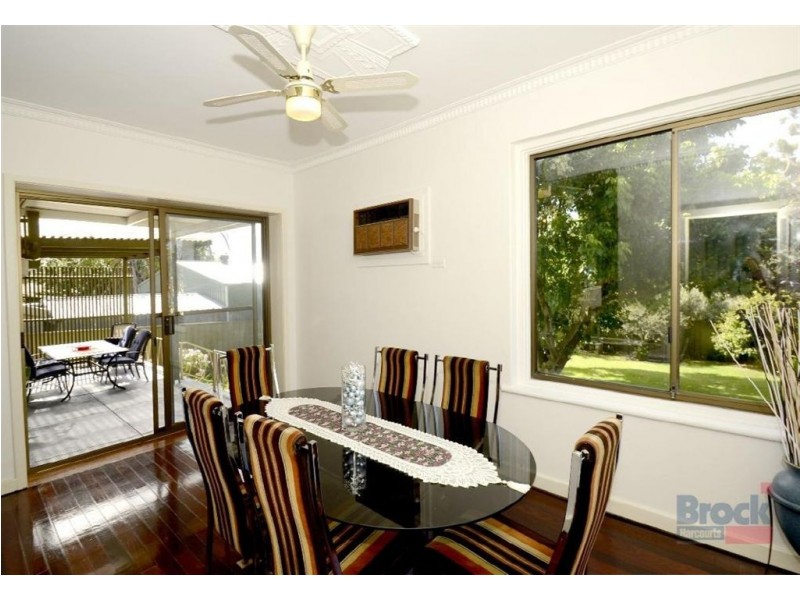 2 Synnett Avenue, Seaview Downs SA 5049