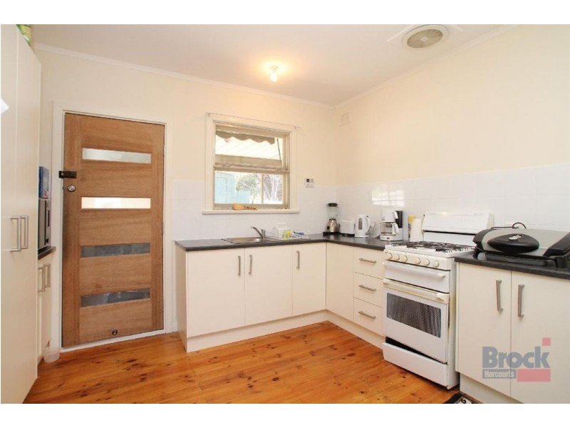 31 Moorong Road, O’sullivan Beach SA 5166