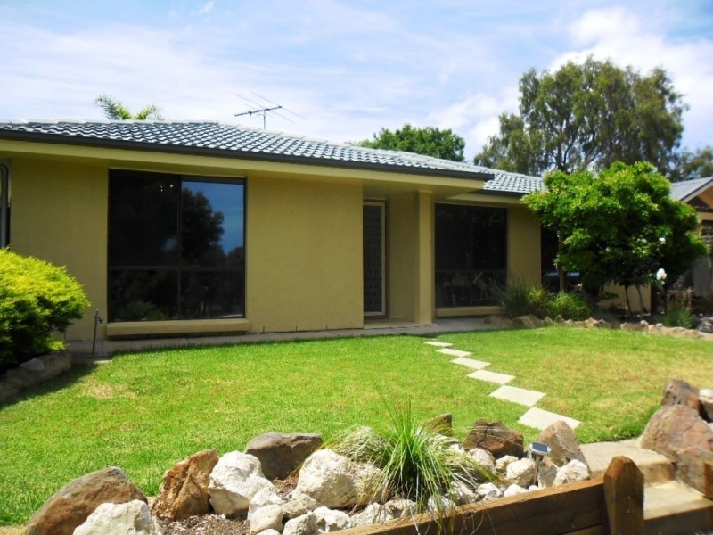 10 First Street, Hallett Cove SA 5158