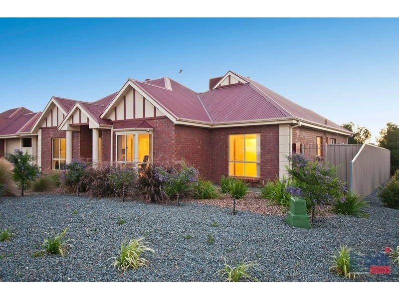 1A Alana Walk, Woodcroft SA 5162