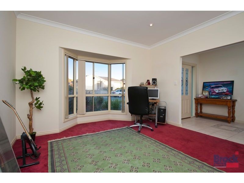 1A Alana Walk, Woodcroft SA 5162