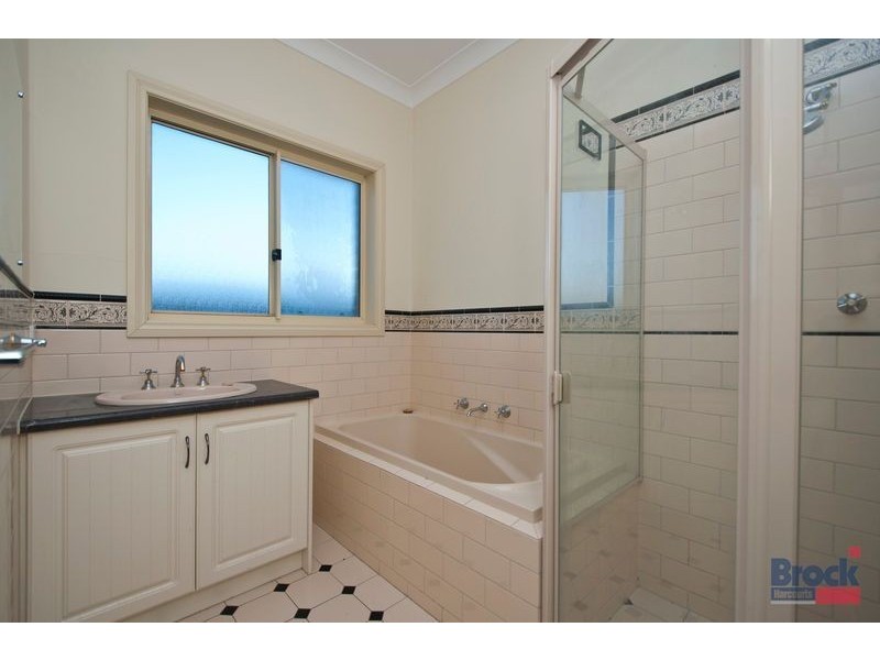 1A Alana Walk, Woodcroft SA 5162