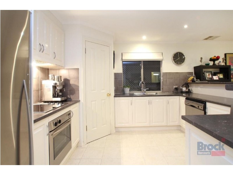 34 Eucalypt Circuit, Flagstaff Hill SA 5159