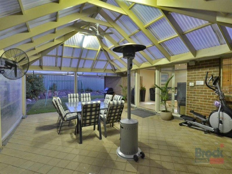 40 Elizabeth Crescent, Hallett Cove SA 5158