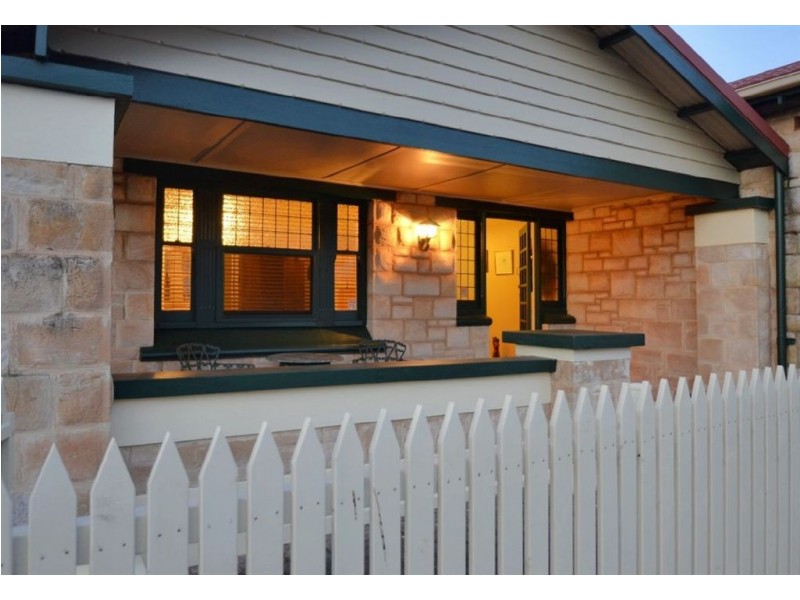 10 Wheatland Street, Seacliff SA 5049