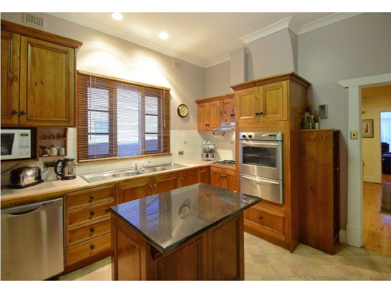 10 Wheatland Street, Seacliff SA 5049
