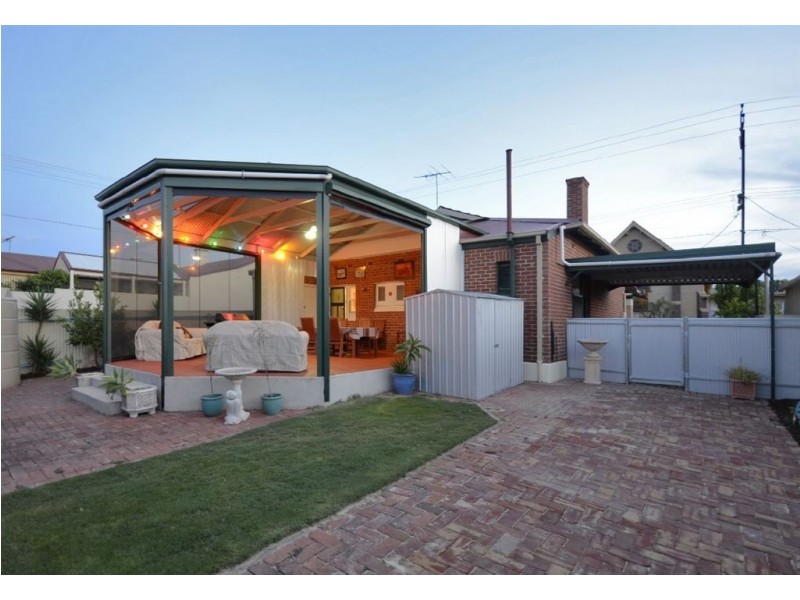 10 Wheatland Street, Seacliff SA 5049