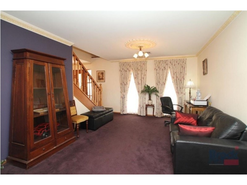 20 Freebairn Drive, Hallett Cove SA 5158