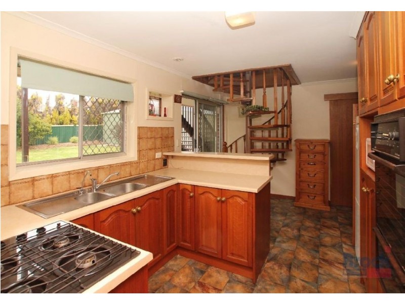 208 The Cove Road, Hallett Cove SA 5158