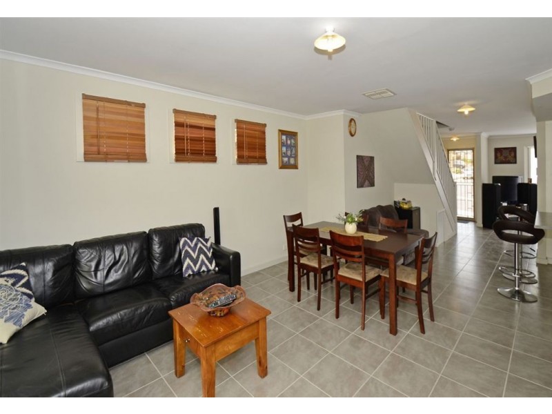 8 Lucy Court, Trott Park SA 5158