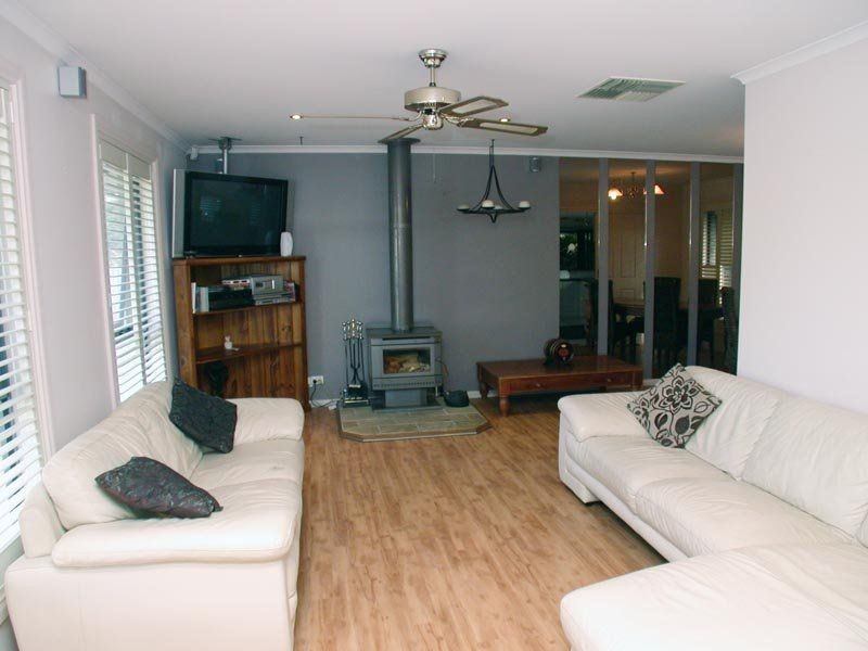 27 Scarborough Terrace, Dover Gardens SA 5048