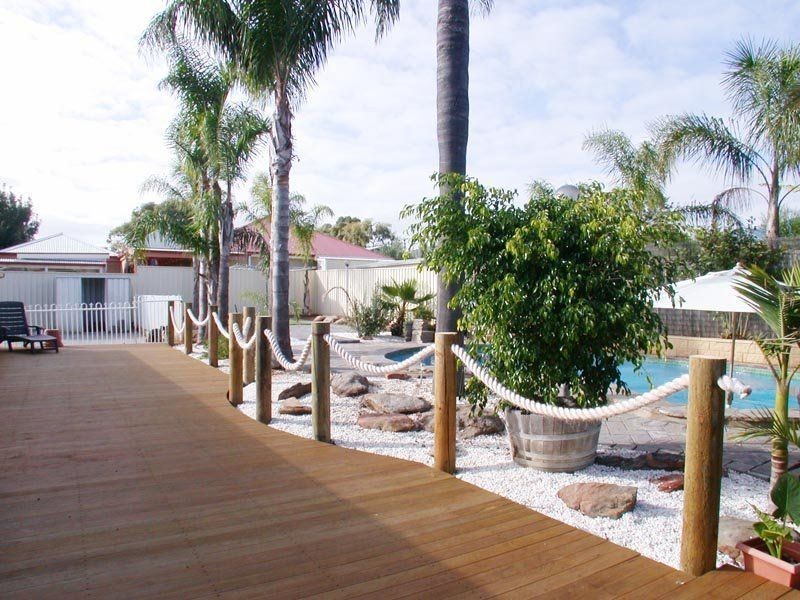 27 Scarborough Terrace, Dover Gardens SA 5048