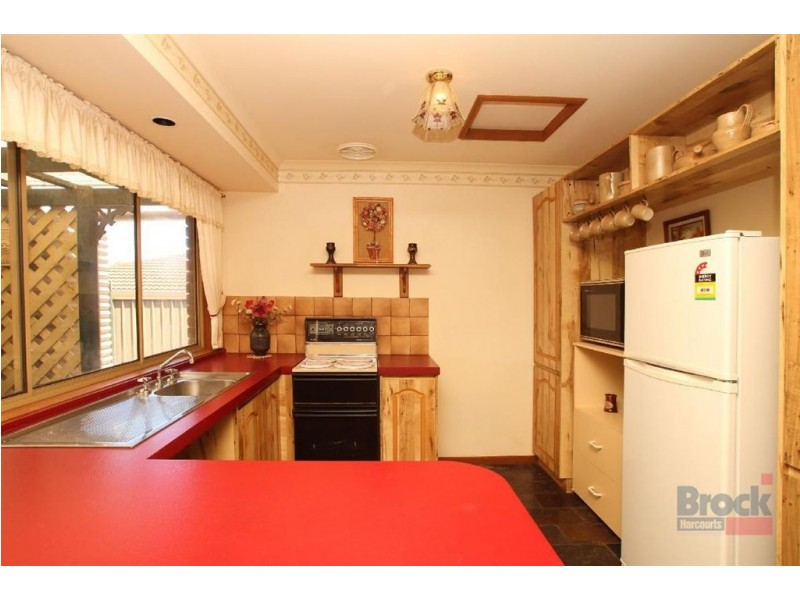 30 French Crescent, Trott Park SA 5158