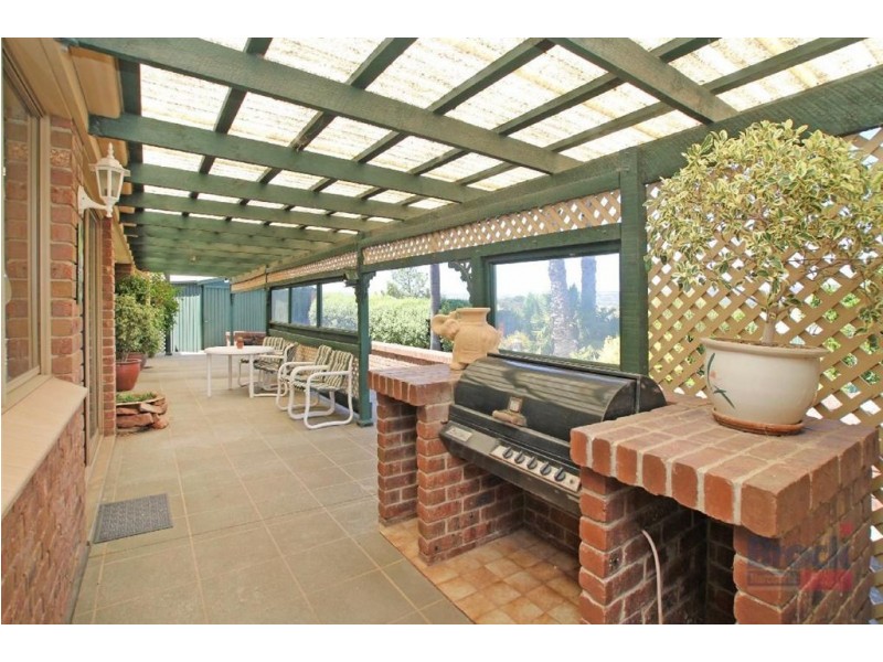 30 French Crescent, Trott Park SA 5158