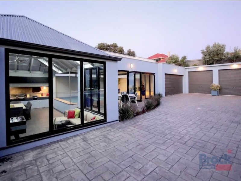 168 Esplanade, Brighton SA 5048
